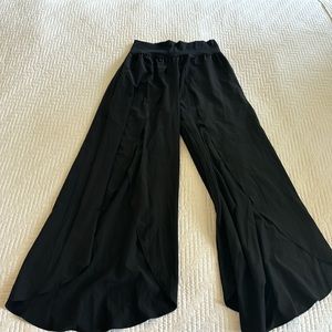 Breezeful™ High Waisted Back Waistband Pocket Palazzo